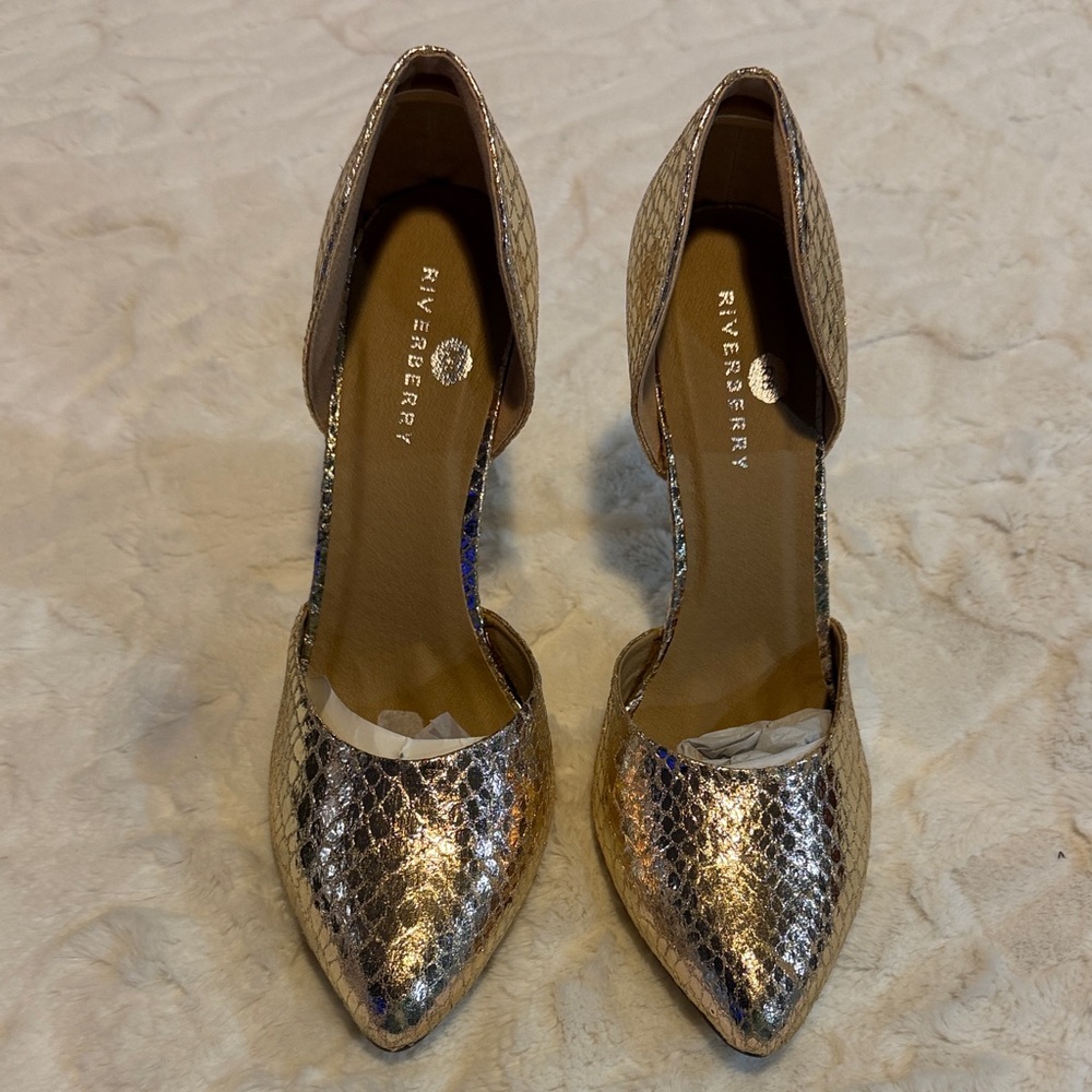 Riverberry Gold Women's Heels Size 9.